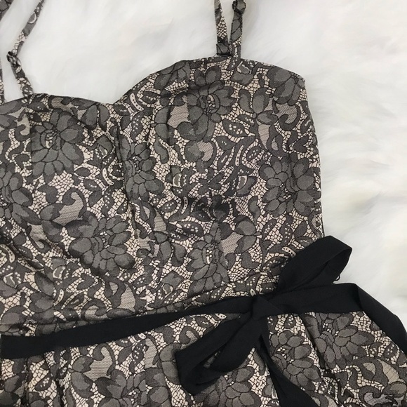 Daisy Shoppe Floral Jacquard Sweetheart Neck XS/SM - Picture 3 of 5
